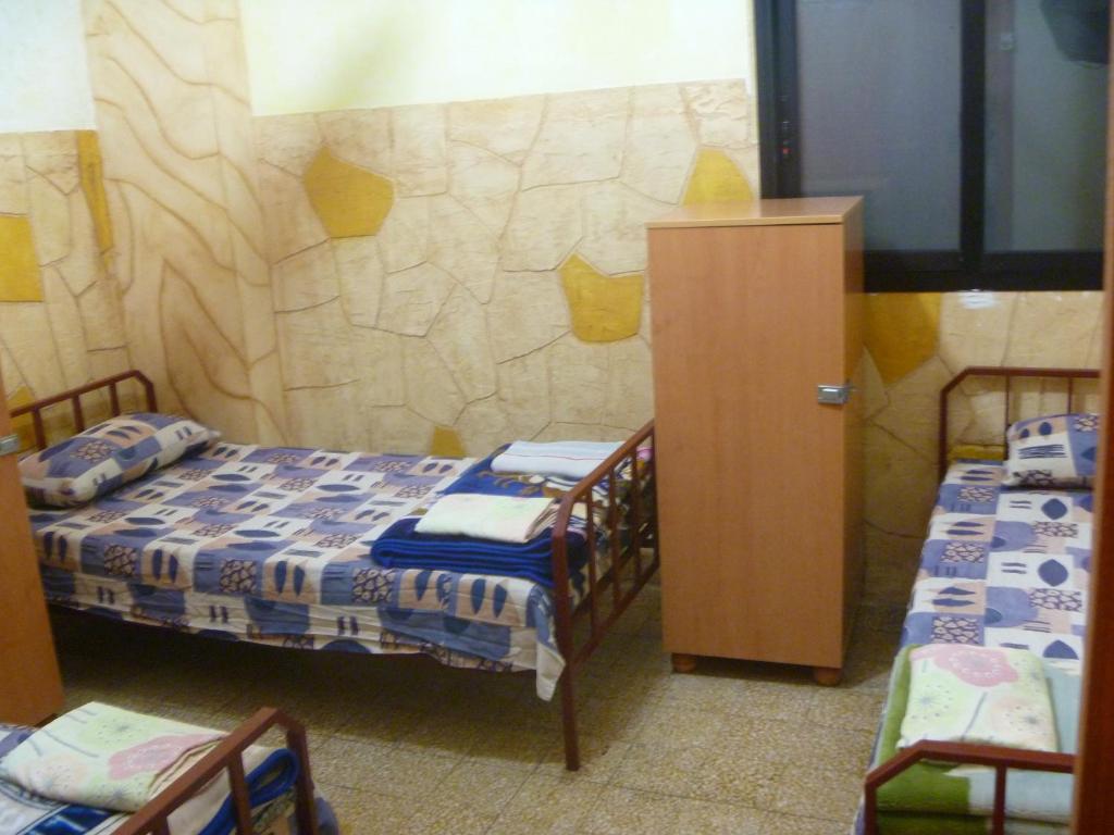 Talal Hotel Beirut Room photo